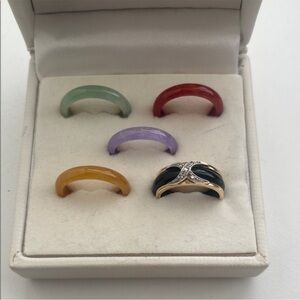 Elegant Multi-Color Ring Set